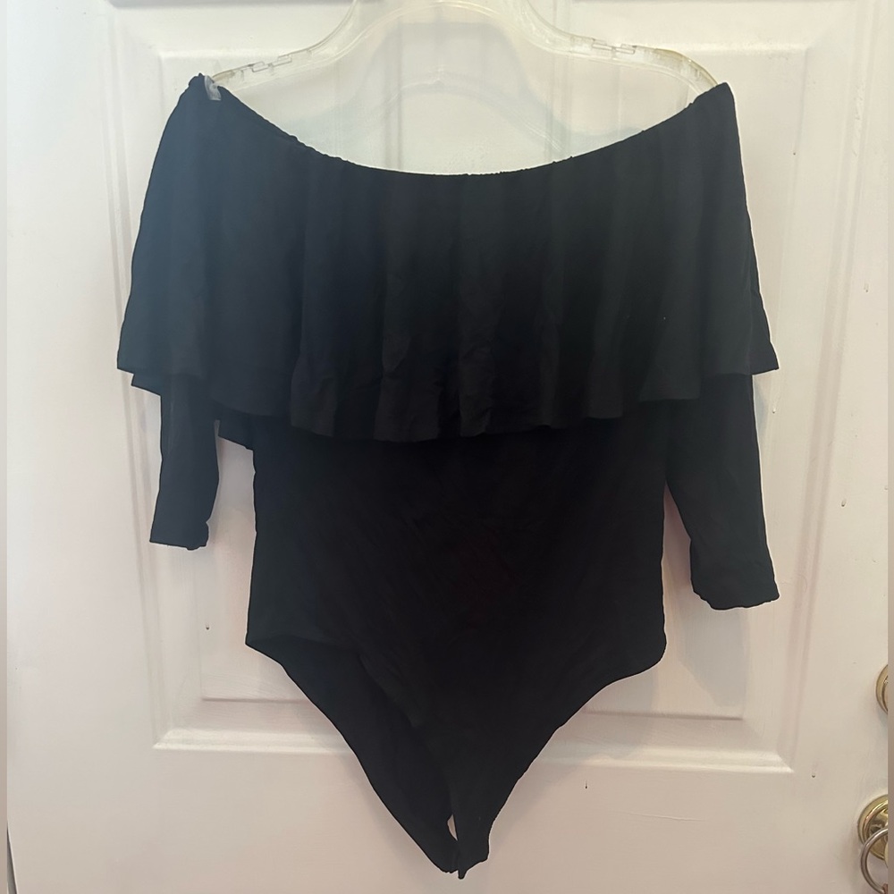 New with tags Versona off the shoulder bodysuit